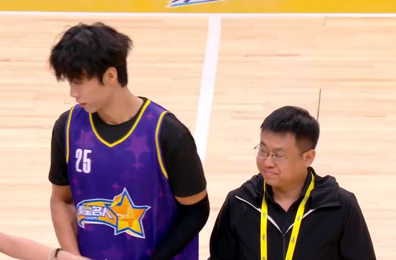 分优势, 上篮帮助名, 郭艾伦一人 分优势, 上篮帮助名, 郭艾伦一人