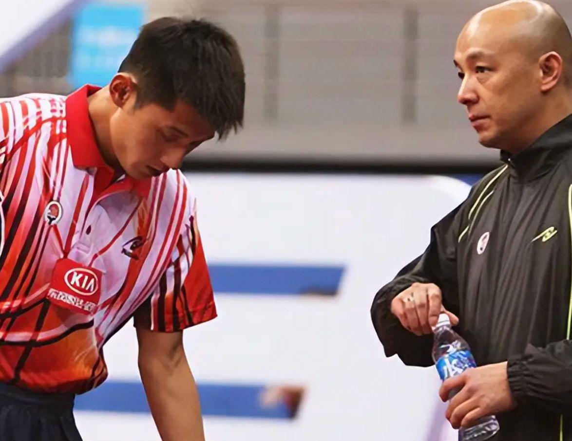 挺奇怪的, 指导换教练 挺奇怪的, 指导换教练