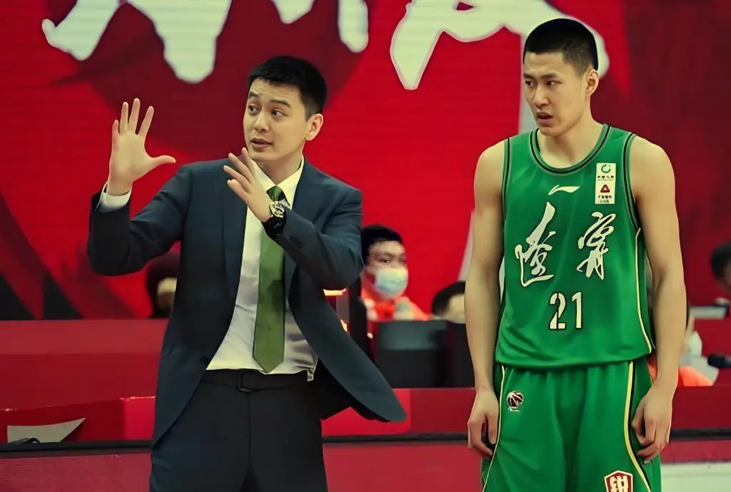 div, 会赛场上的